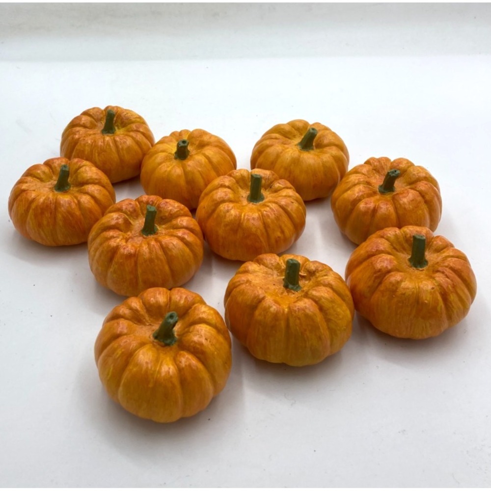 Pumpkin Halloween Decor Fall Autumn Resin Harvest Thanksgiving Lot of 10 3x3"